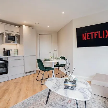 Apartment Arena Side Hot Centre - Sleeps 5 Leeds (West Yorkshire)